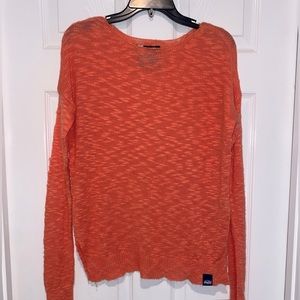 Super Dry Vintage Coral colored top. Size S